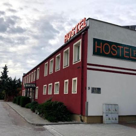 Hostel Polon プウトゥスク エクステリア 写真