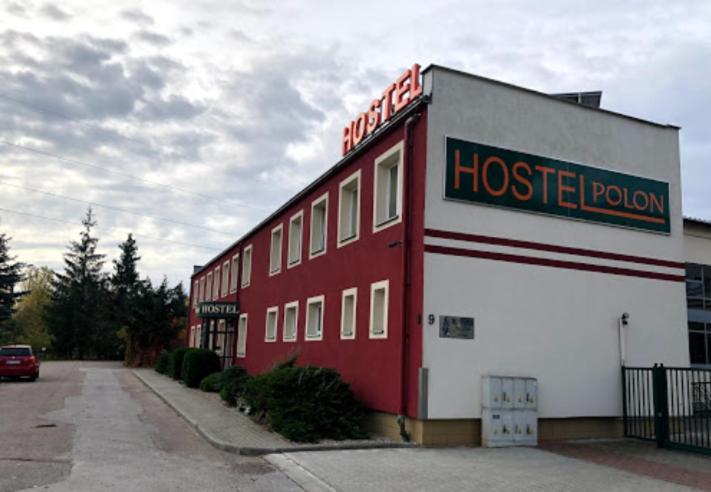 Hostel Polon プウトゥスク エクステリア 写真